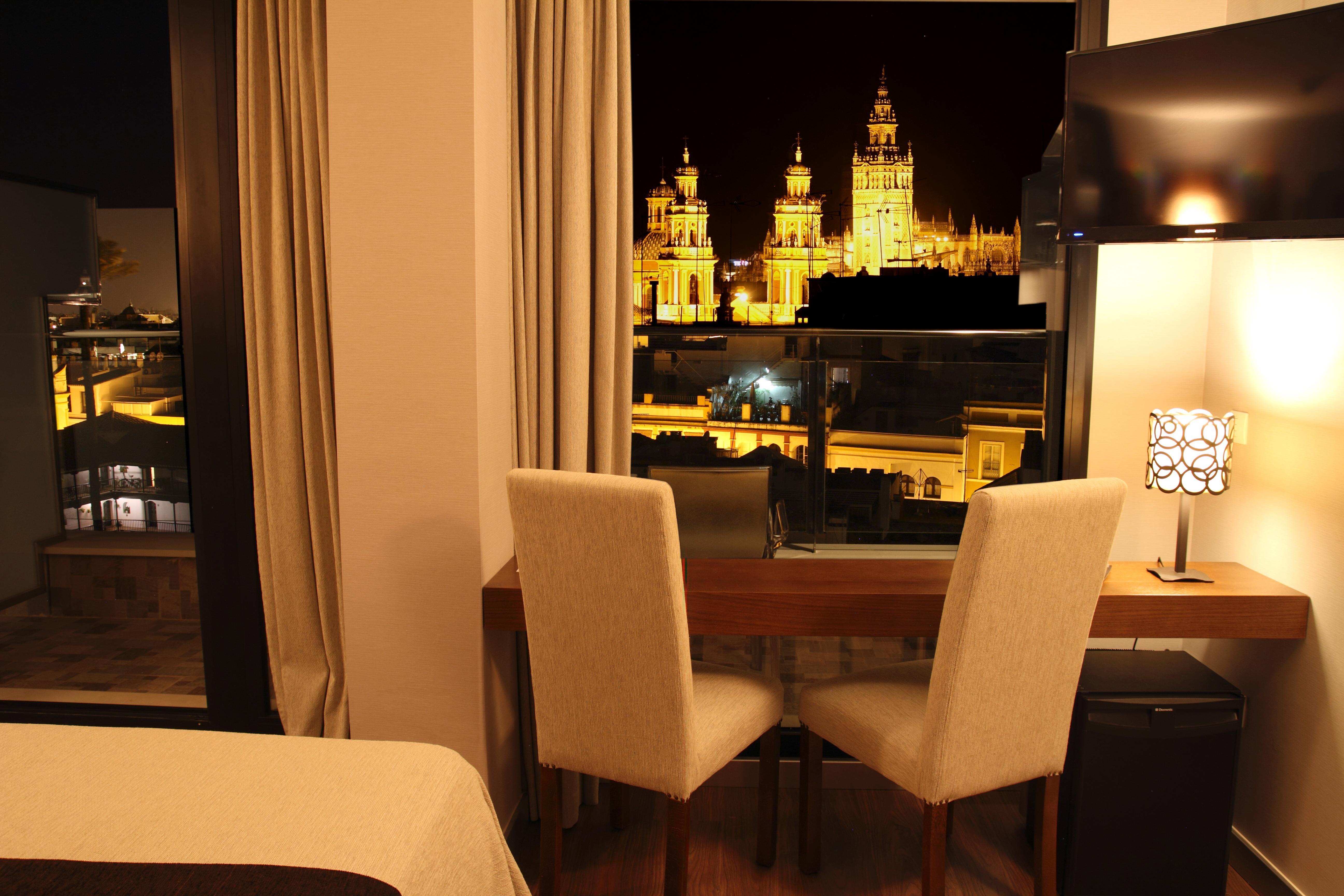 Hotel Don Paco Seville Exterior photo