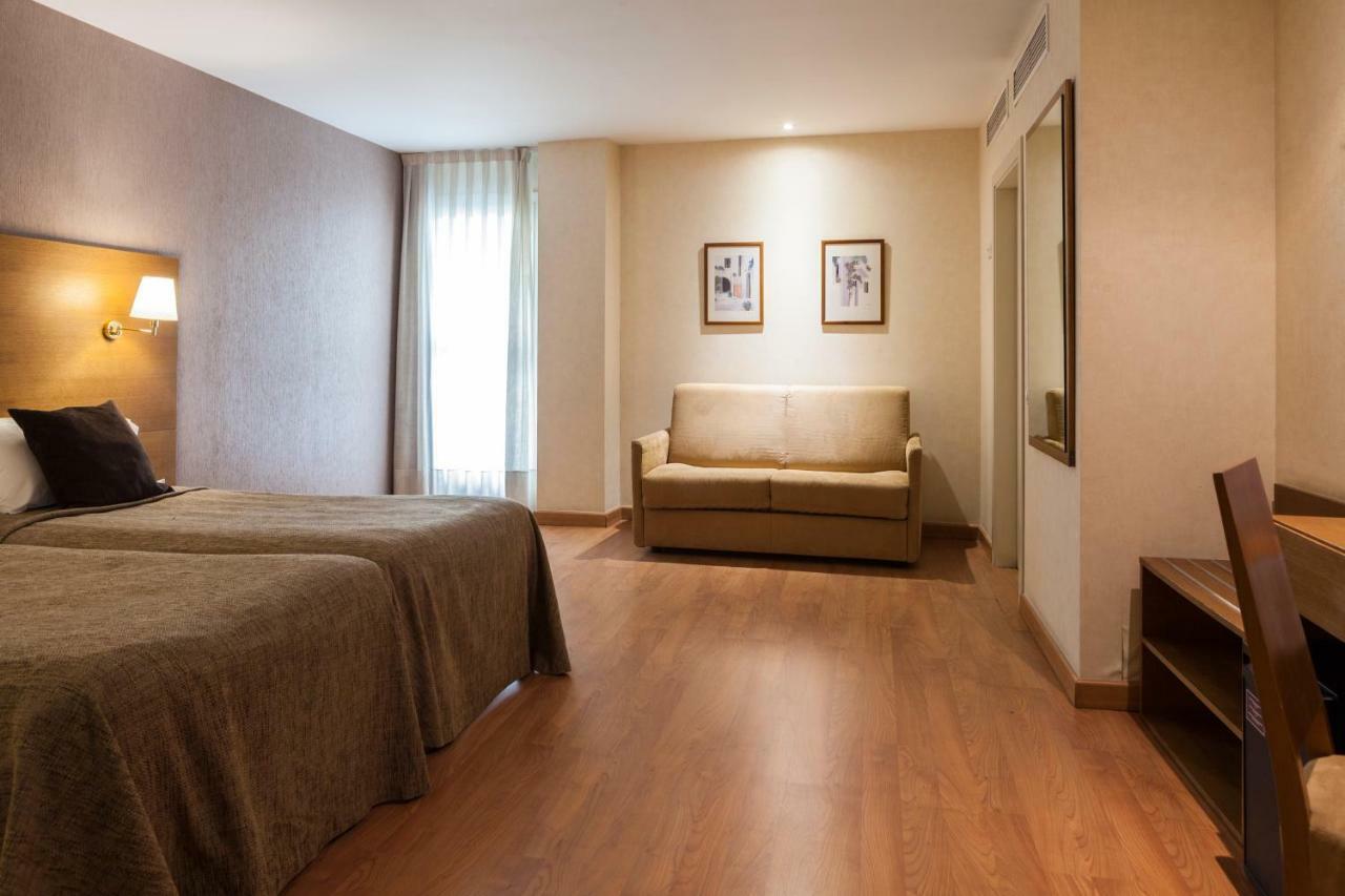 Hotel Don Paco Seville Exterior photo